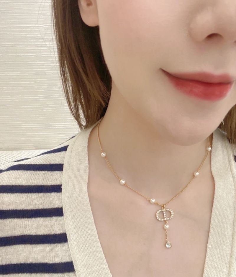 chr1st1an D10r necklaces